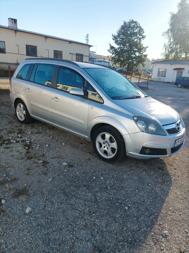 Opel Zafira 6+ 1, снимка 2 - Автомобили и джипове - 47754255