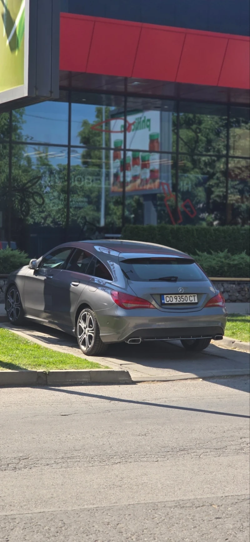 Mercedes-Benz CLA 220 Shooting brake, снимка 7 - Автомобили и джипове - 48386786