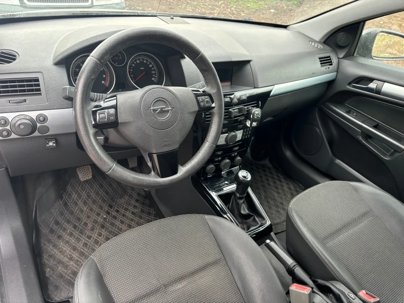 Opel Astra 1.6, снимка 5 - Автомобили и джипове - 48984042