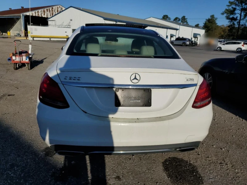 Mercedes-Benz C 300, снимка 6 - Автомобили и джипове - 49290373