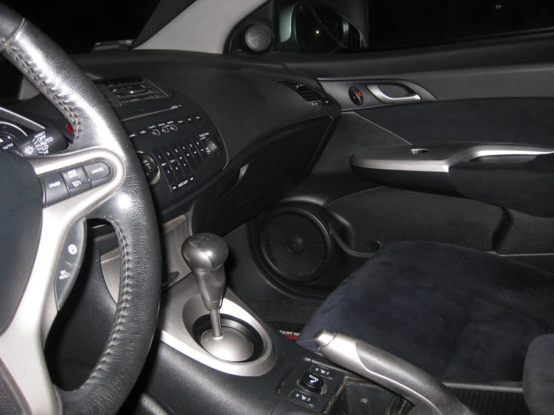 Honda Civic 1.8, снимка 6 - Автомобили и джипове - 52619558