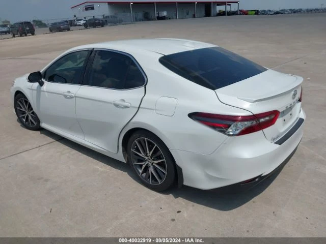 Toyota Camry 2023 TOYOTA CAMRY XLE - изображение 7