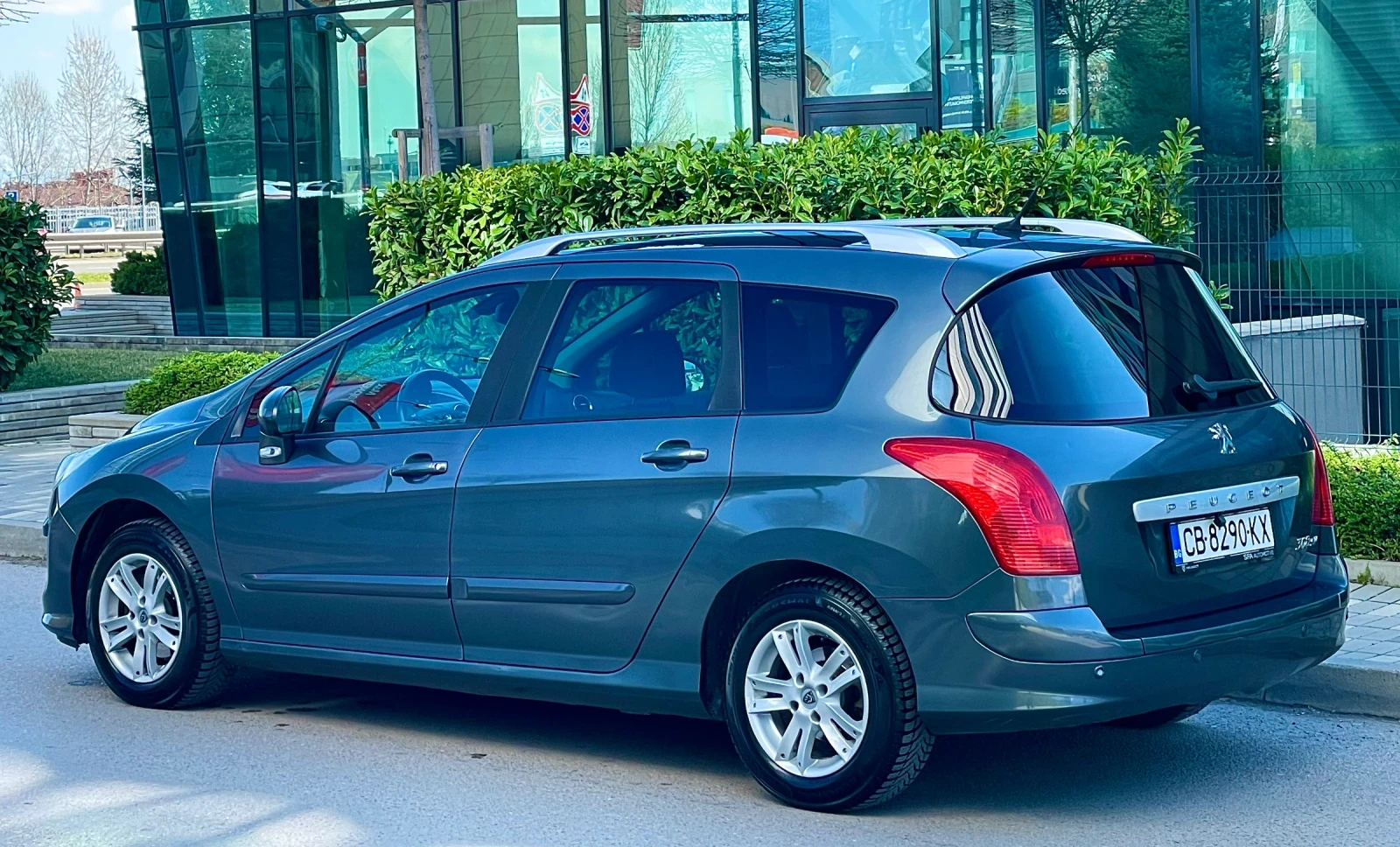 Peugeot 308 1.6hdi SW - изображение 4