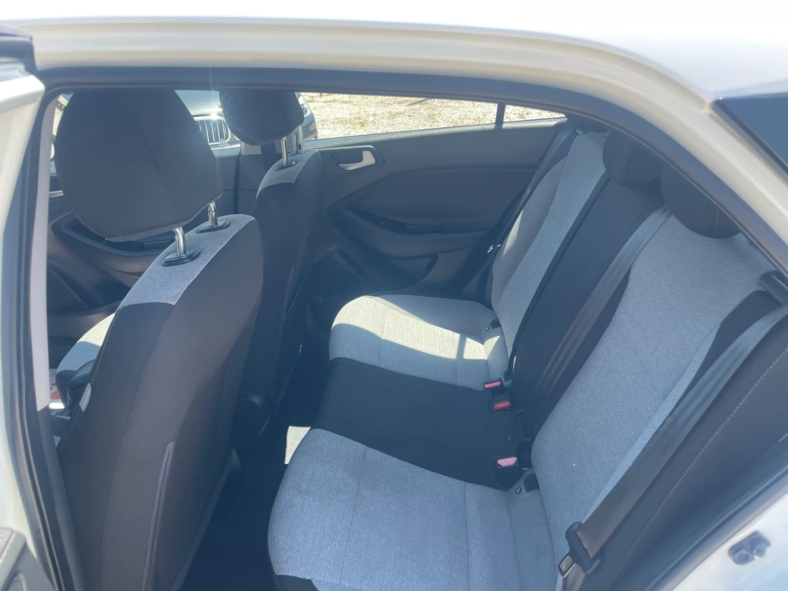 Hyundai I20  - изображение 10