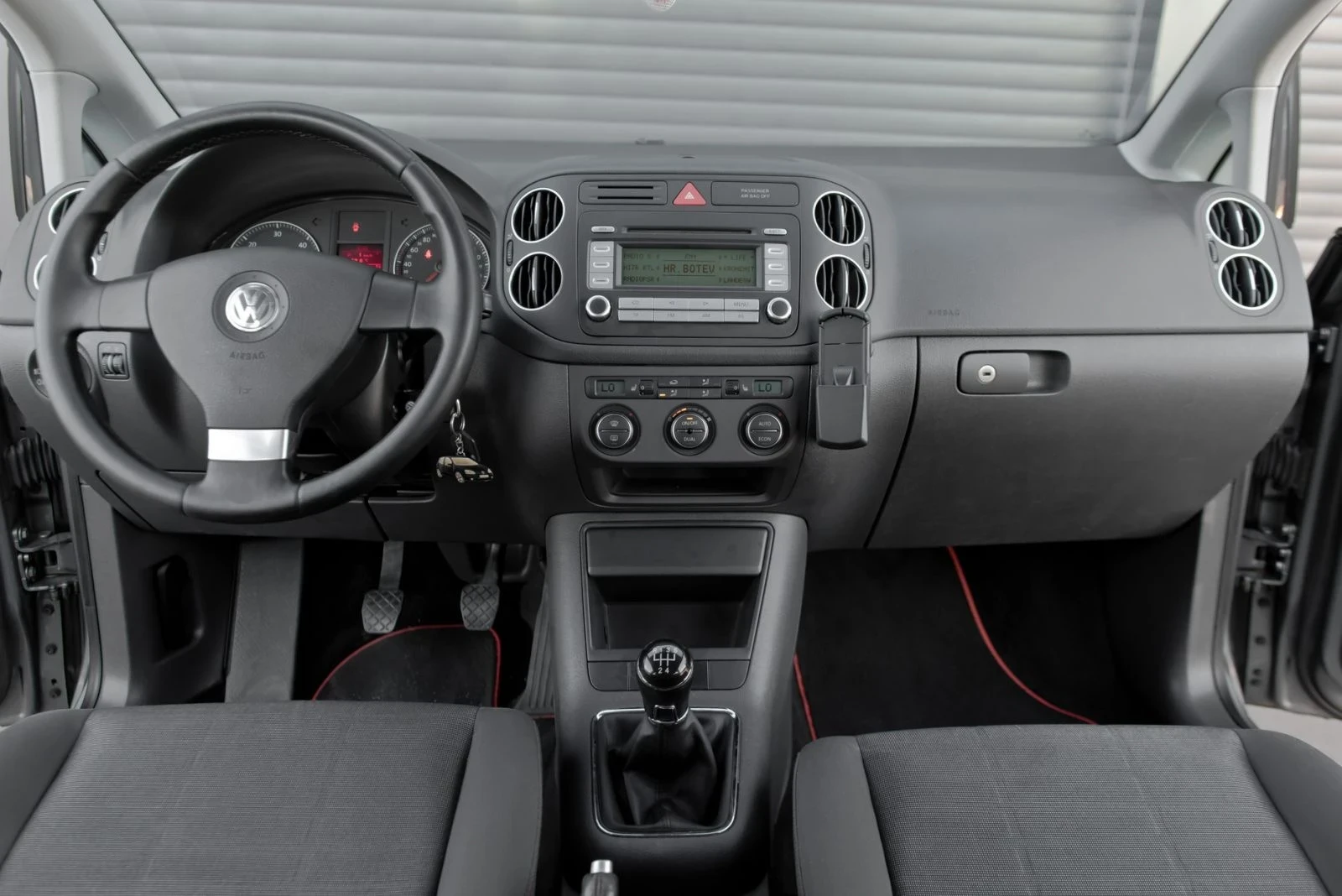 VW Golf Plus 1.9TDI - изображение 10
