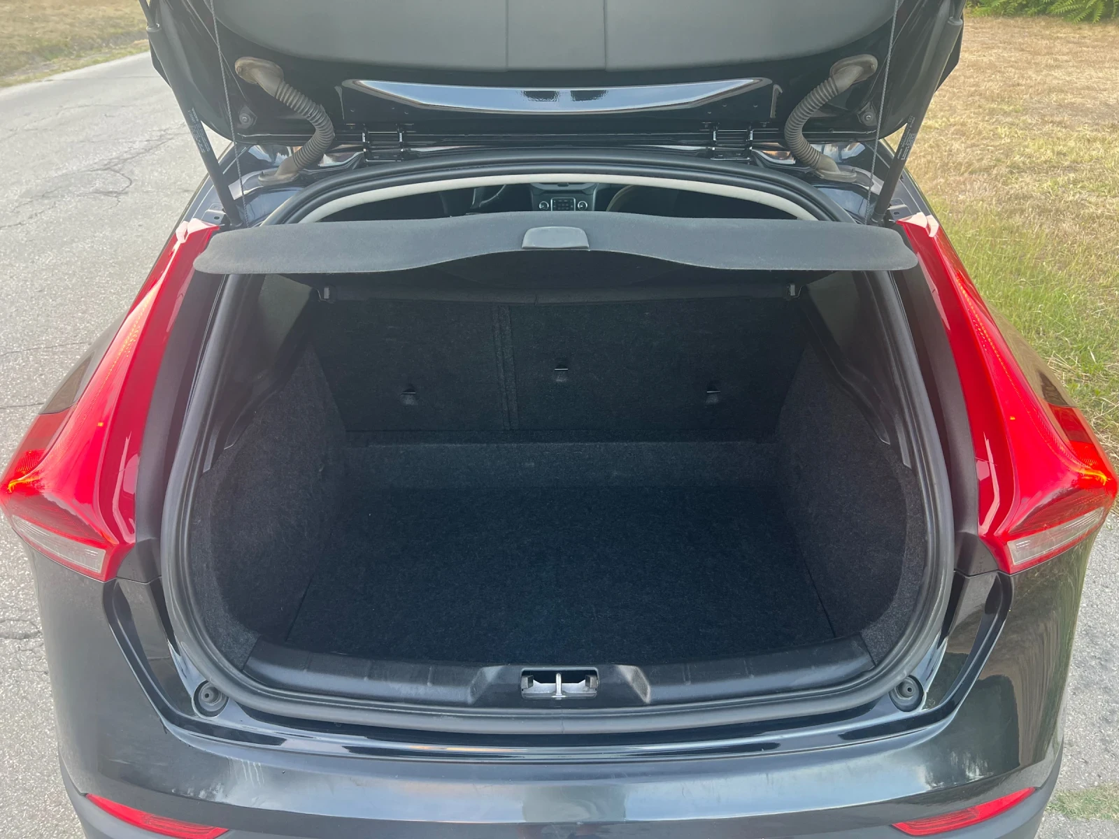Volvo V40 Cross Country 1.6HDI, 114k.c D2 - изображение 7
