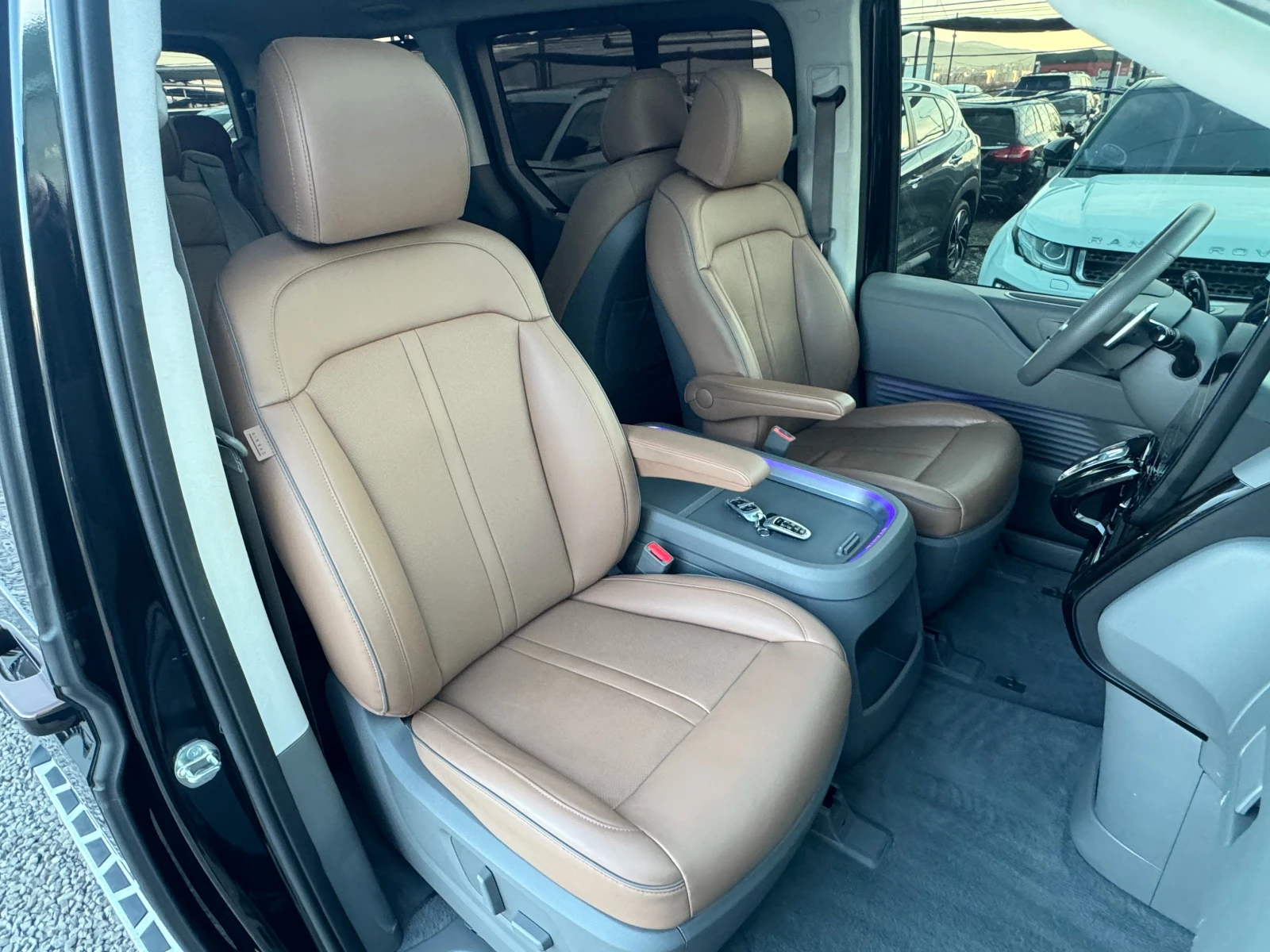 Hyundai Staria 3.5 V6 LPi Lounge 9 Inspiration  | Mobile.bg � ����������� 10