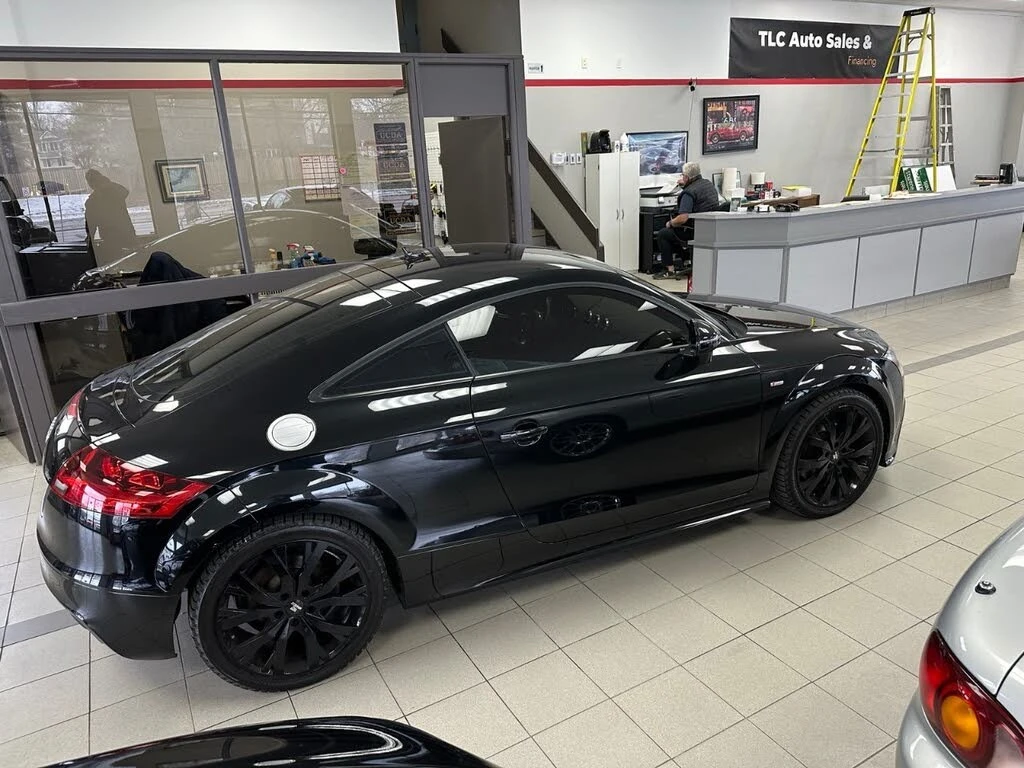 Audi Tt 2.0T* quattro* AвтоКредит * (ЦЕНА ДО БГ), снимка 2 - Автомобили и джипове - 54003563