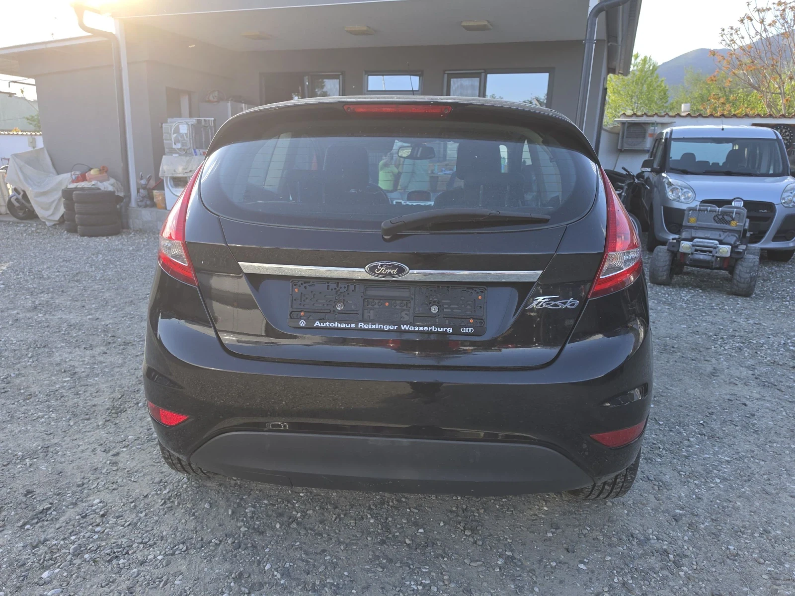 Ford Fiesta Ghia1, 25  82кс, снимка 5 - Автомобили и джипове - 54350504