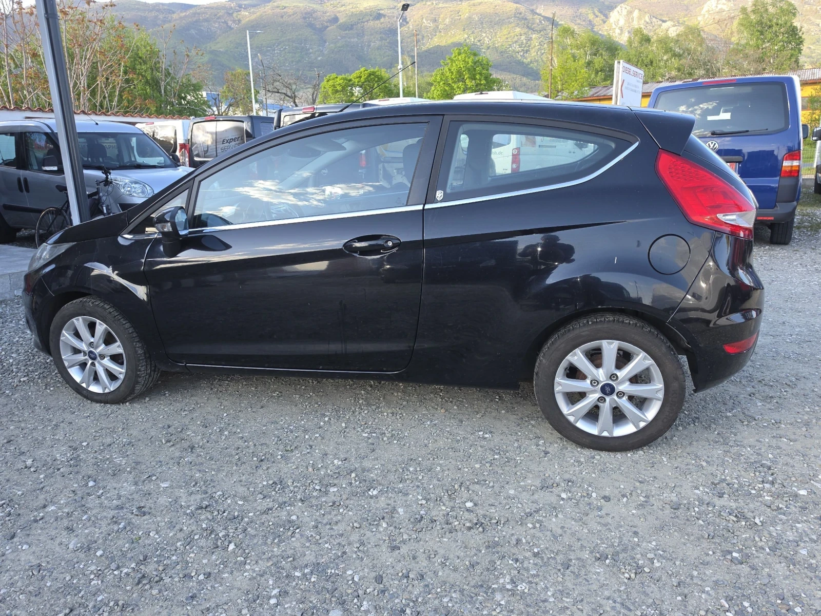 Ford Fiesta Ghia1, 25  82кс, снимка 6 - Автомобили и джипове - 54350504