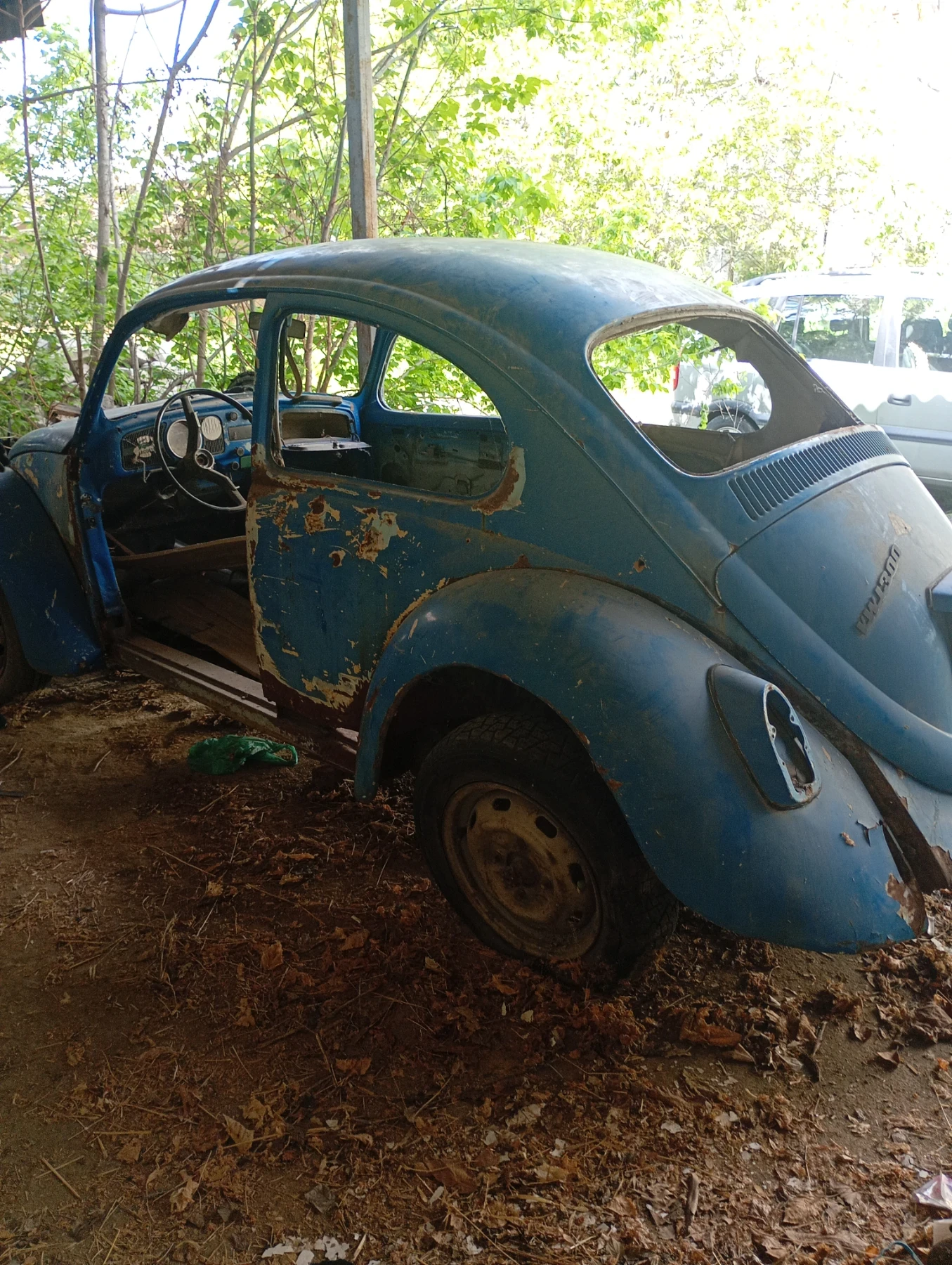 VW Beetle, снимка 3 - Автомобили и джипове - 54400678