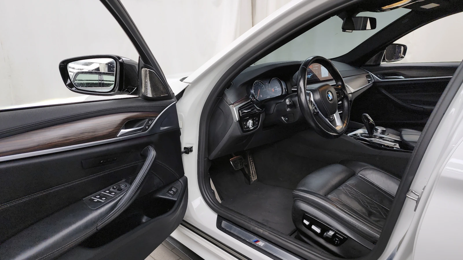 BMW 530 FULL LCI KIT* M-PK* DIS* �����* 360* HEAD-UP* ���� | Mobile.bg � ����������� 9
