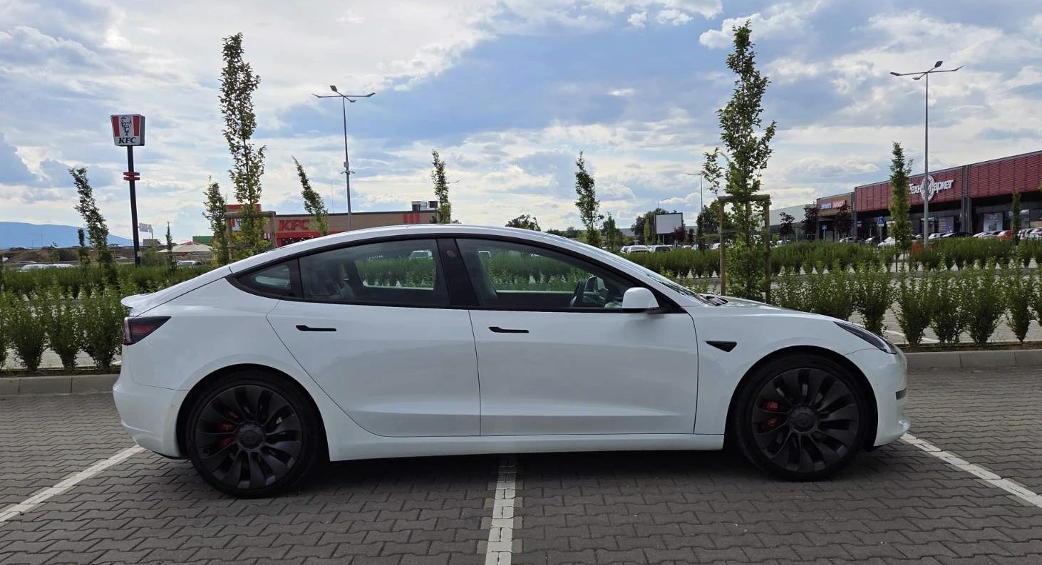 Tesla Model 3 Performance, снимка 8 - Автомобили и джипове - 55304451