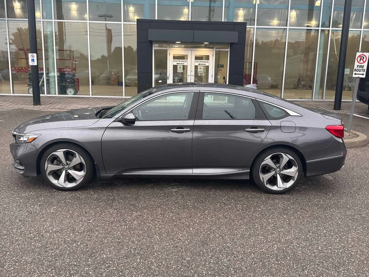 Honda Accord * Touring * CARFAX * ���� �� �� | Mobile.bg � ����������� 2