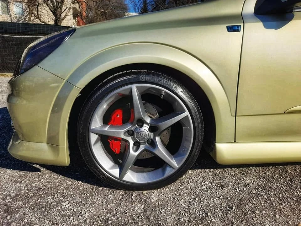 Opel Astra GTC, снимка 3 - Автомобили и джипове - 55419607