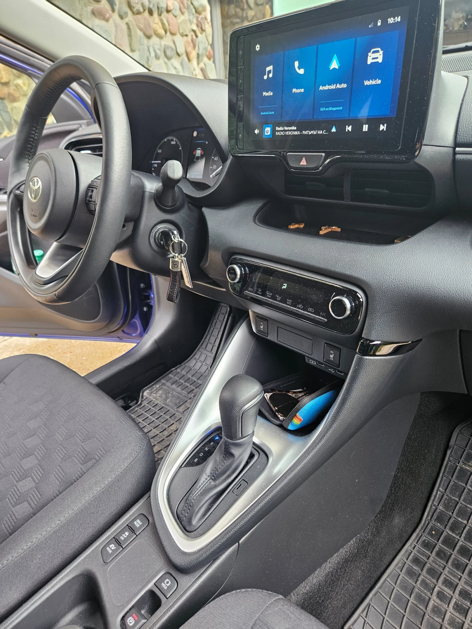 Toyota Yaris 1.5, снимка 5 - Автомобили и джипове - 55563534