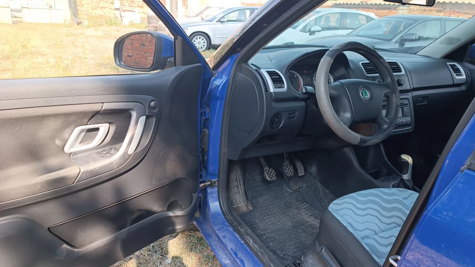 Skoda Fabia 1.4 TDI ПЕРФЕКТНА !!!, снимка 14 - Автомобили и джипове - 55582298