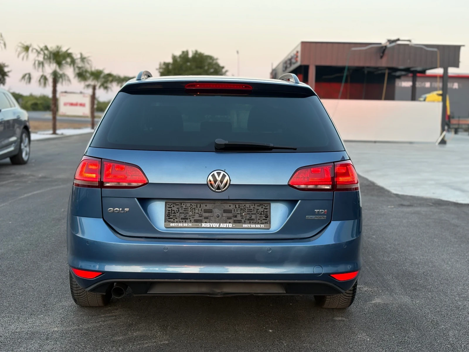 VW Golf 1.6 TDI 105кс Navi Подгрев Самопаркиране EURO5B, снимка 6 - Автомобили и джипове - 55755011