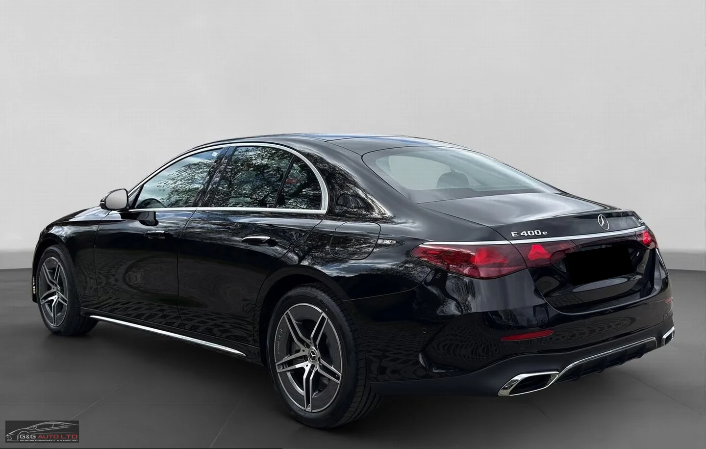 Mercedes-Benz E 400 e/381HP/4M/AMG/BURM4D/360/ACC//DIGITAL/VENT/869z, снимка 4 - Автомобили и джипове - 56017470
