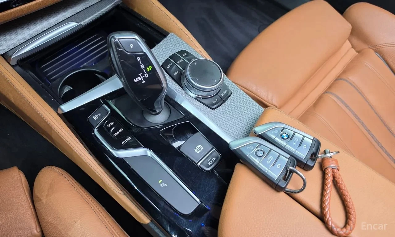 BMW 520 d M Sport Special Edition | ЦЕНА ДО БЪЛГАРИЯ, снимка 9 - Автомобили и джипове - 56107447
