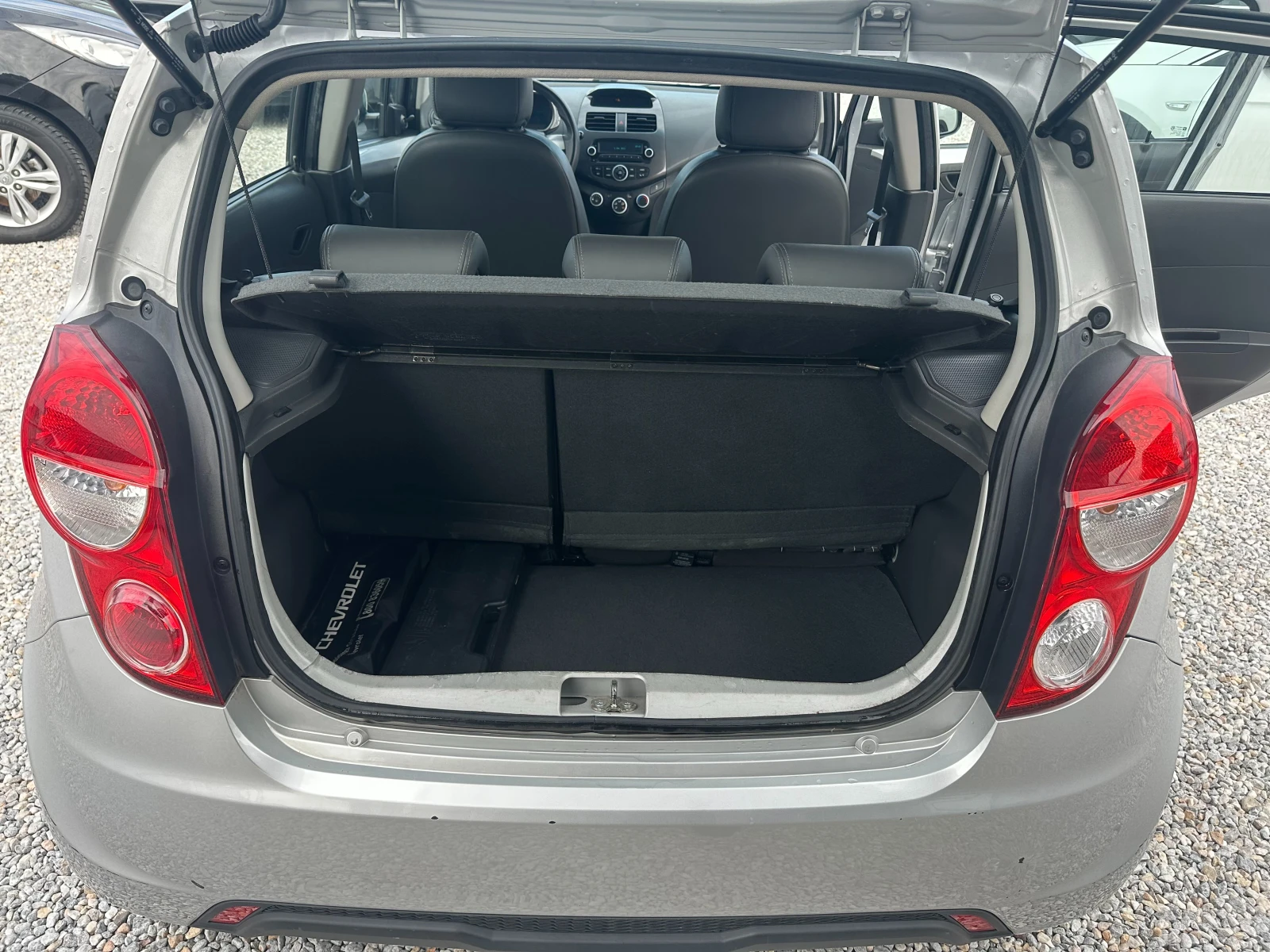 Chevrolet Spark 1.0i - Euro 5B, снимка 7 - Автомобили и джипове - 56225503