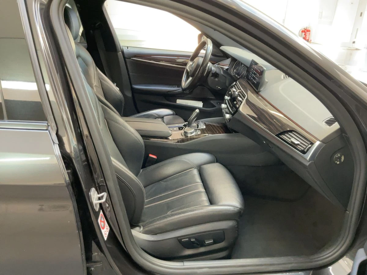 BMW 540 540d xDrive M Sport* ВНОС САМО СРЕЩУ 30%, снимка 11 - Автомобили и джипове - 56256084