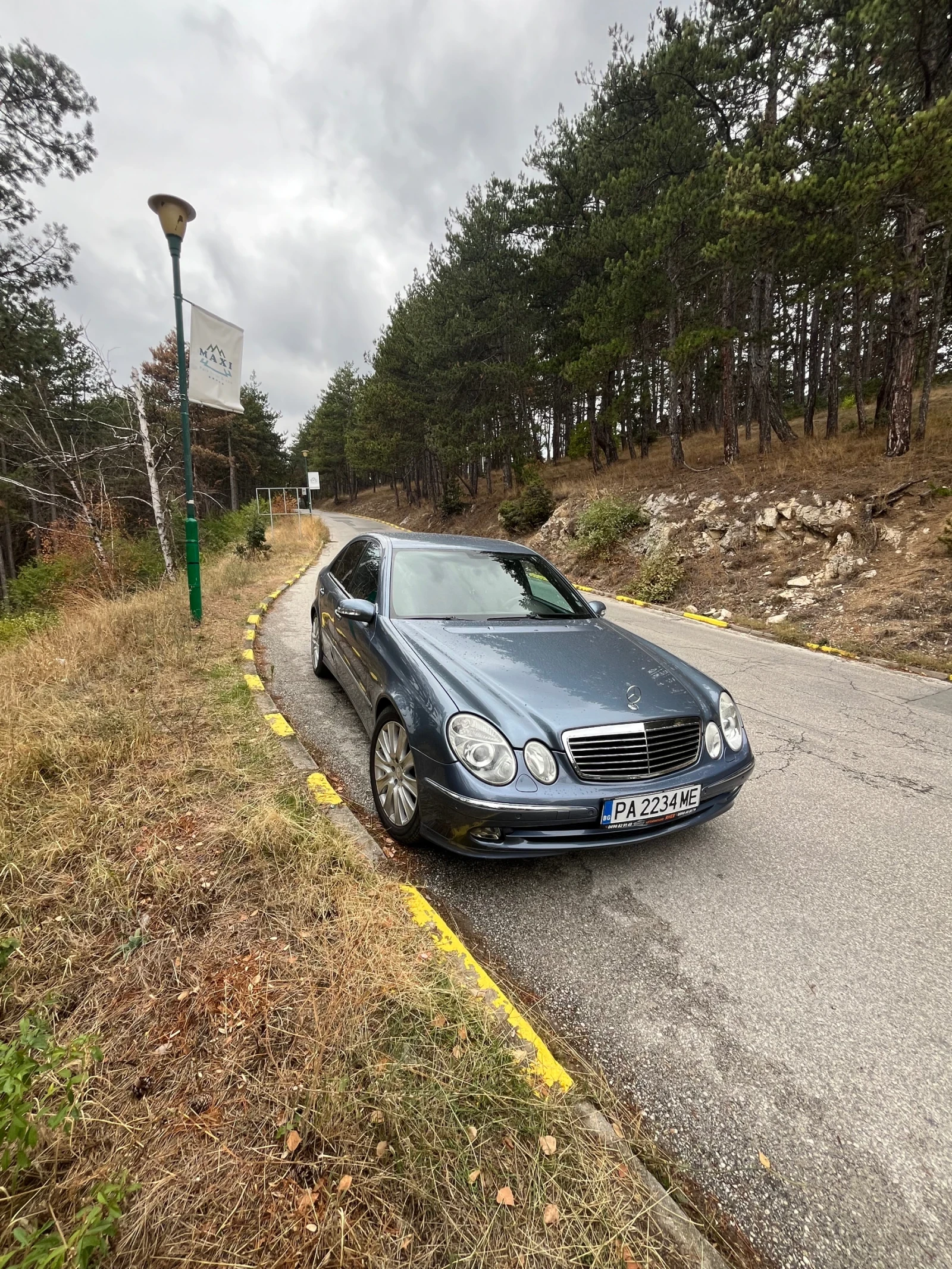 Mercedes-Benz E 320