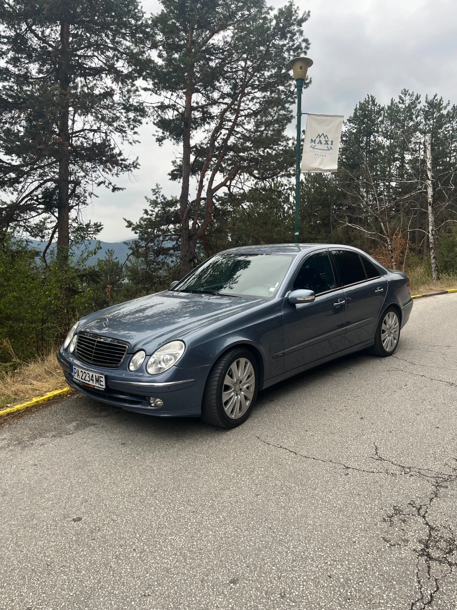 Mercedes-Benz E 320, снимка 3 - Автомобили и джипове - 56270117