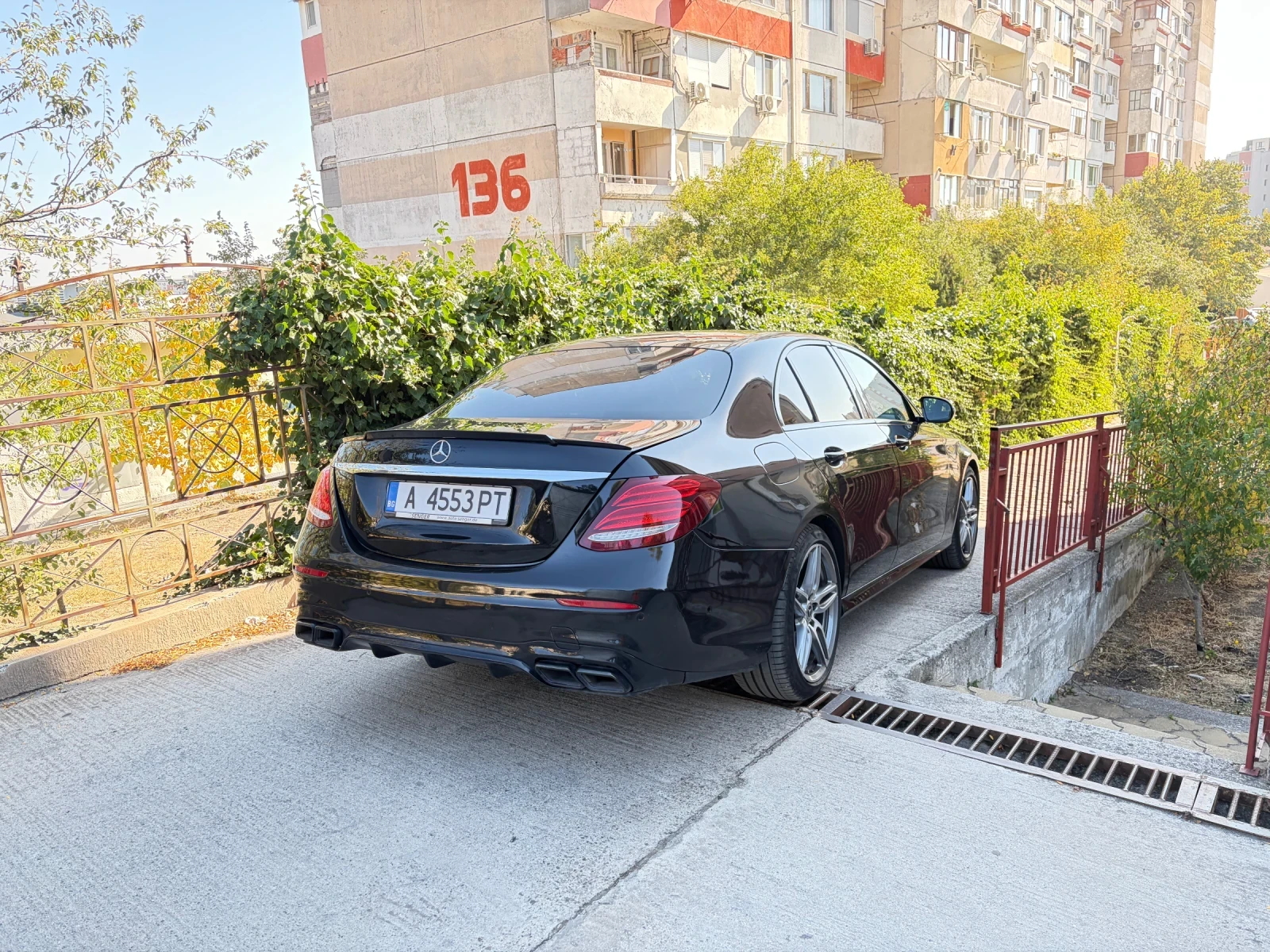 Mercedes-Benz E 220