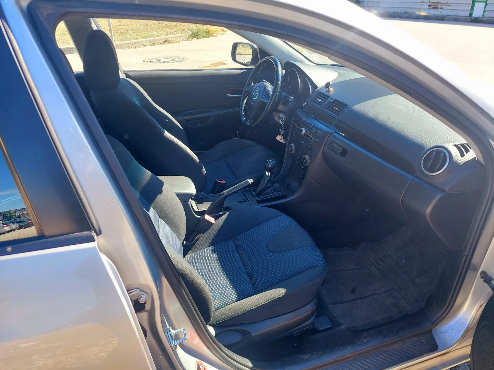 Mazda 3, снимка 10 - Автомобили и джипове - 56547464