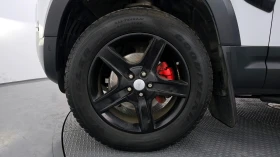 Land Rover Defender D240* BLIND SPOT* 360* ПОДГРЕВ ВОЛАН* ЛЮК* КРАЙНА , снимка 5