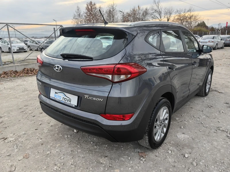 Hyundai Tucson 1.7 116 К.С. ДИЗЕЛ! КАТО НОВА!!!, снимка 5 - Автомобили и джипове - 48418151