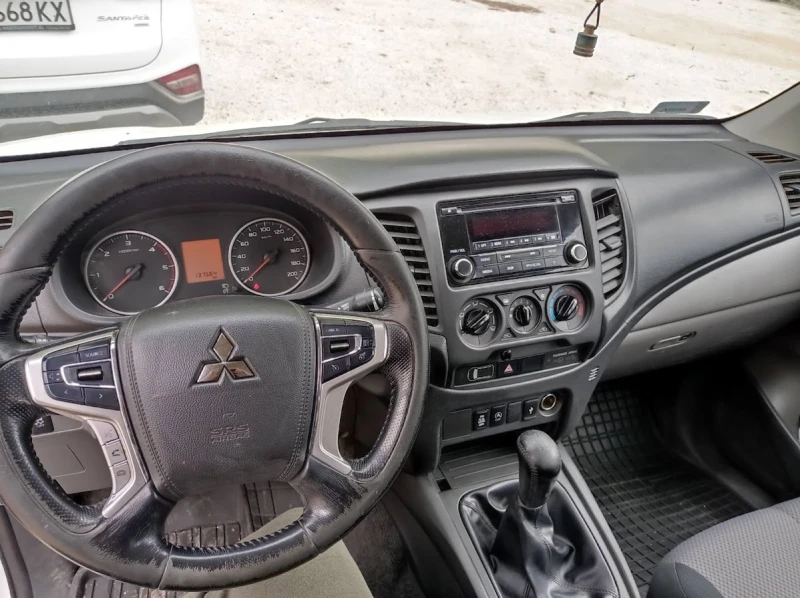 Mitsubishi L200 WHITE SPIRIT, снимка 9 - Автомобили и джипове - 50110817