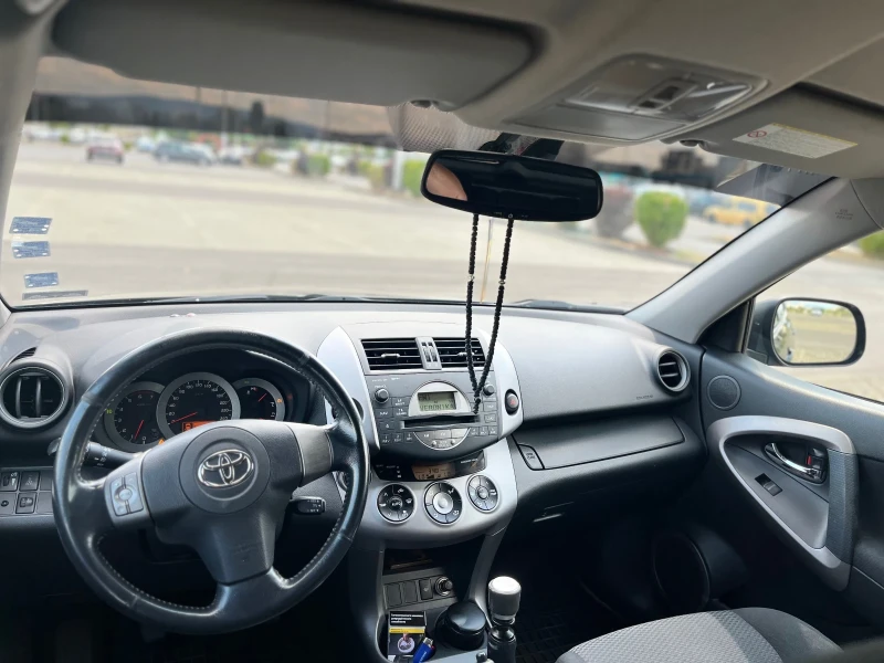 Toyota Rav4, снимка 5 - Автомобили и джипове - 52533183