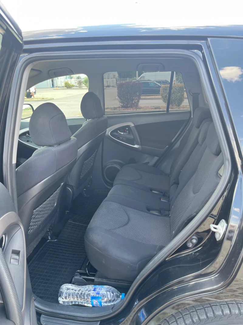 Toyota Rav4, снимка 7 - Автомобили и джипове - 52533183