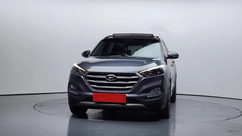Hyundai Tucson 2.0CRDI/4x4/Пълна сервизна !!!, снимка 3 - Автомобили и джипове - 53429999