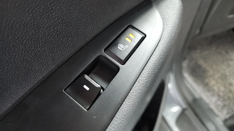 Hyundai Tucson 2.0CRDI/4x4/Пълна сервизна !!!, снимка 14 - Автомобили и джипове - 53429999