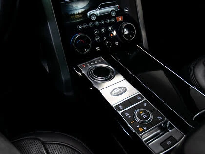 Land Rover Range rover P525 HSE* DISTRONIC* 360* MERIDIAN* ПАНО* ОБДУХ - изображение 10