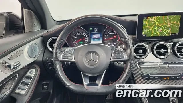 Mercedes-Benz GLC 43 AMG 4MATIC, снимка 17 - Автомобили и джипове - 54070356