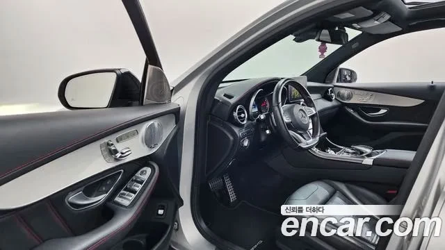 Mercedes-Benz GLC 43 AMG 4MATIC, снимка 5 - Автомобили и джипове - 54070356