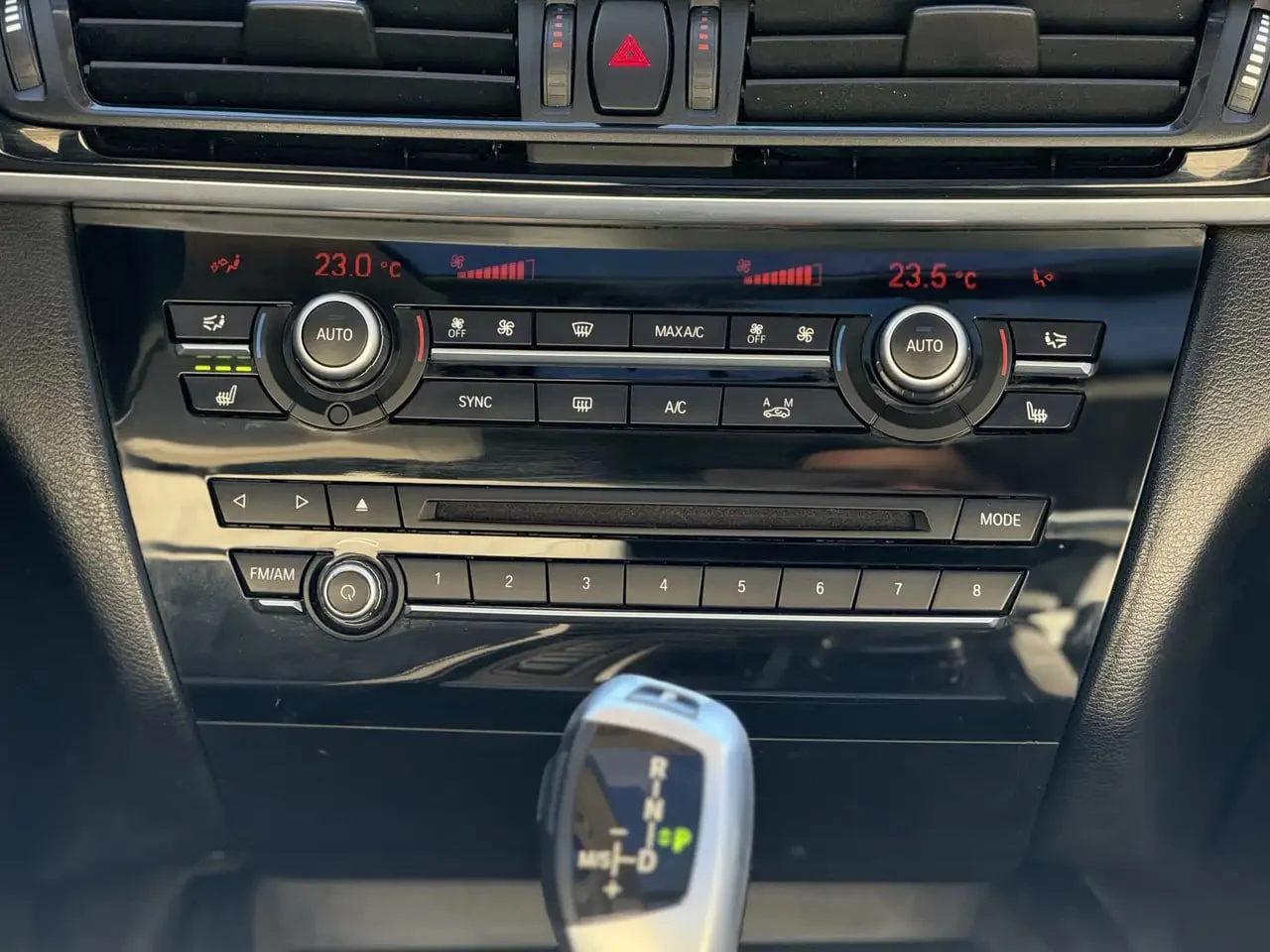 BMW X5 * xDrive35i * CARFAX * ���� �� �� | Mobile.bg � ����������� 13