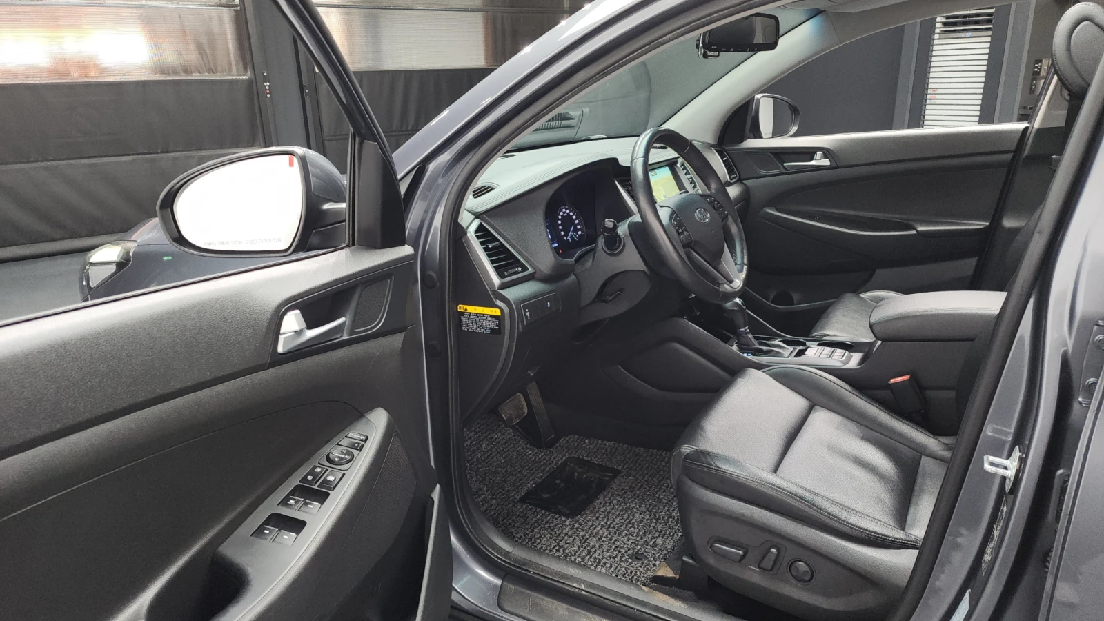 Hyundai Tucson 2.0CRDI/4x4/Пълна сервизна !!! - изображение 5