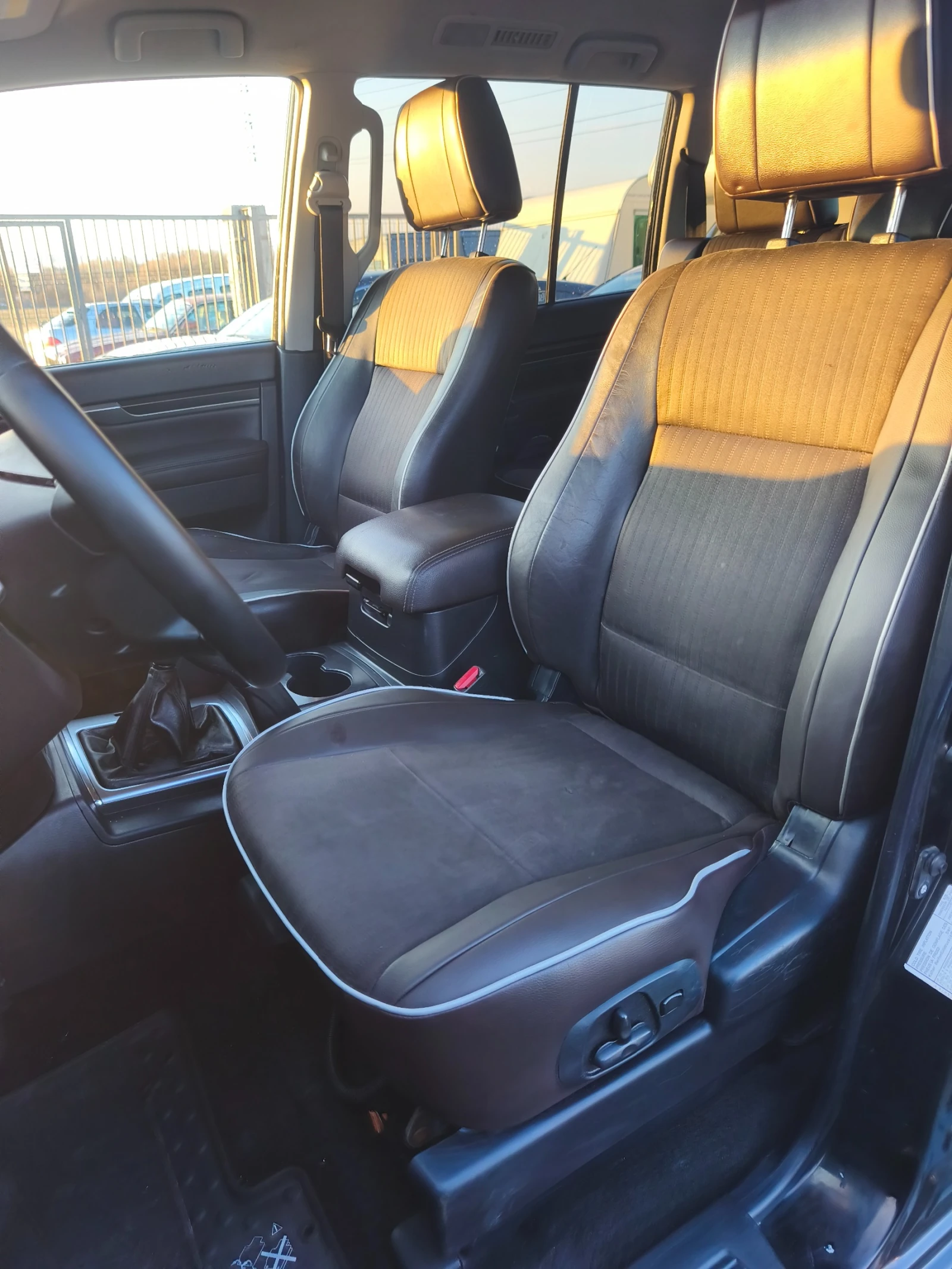 Mitsubishi Pajero 3.2DI-D 7местен, снимка 15 - Автомобили и джипове - 53761589