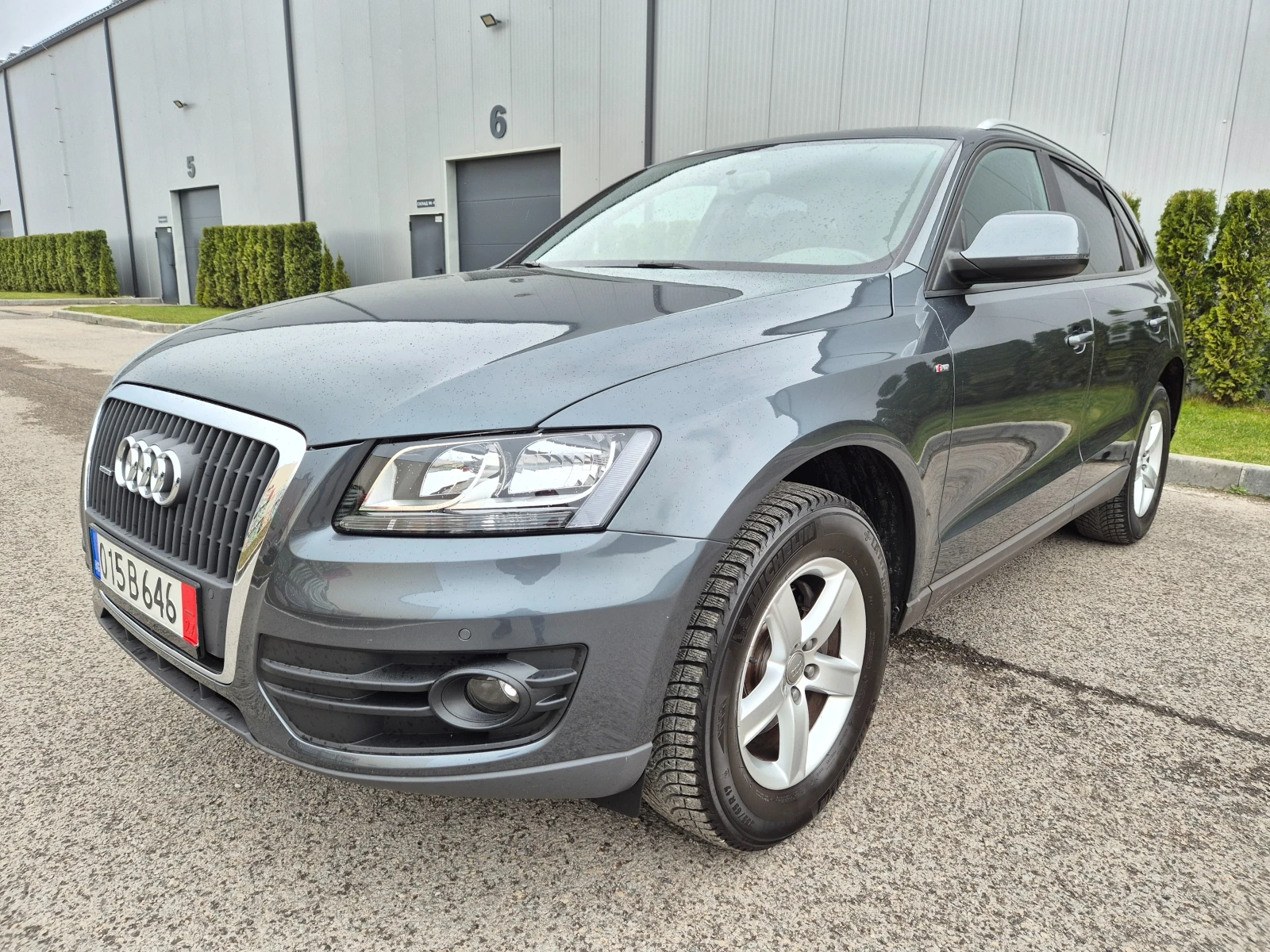 Audi Q5 2.0TDI S-line Panorama 2011г. 