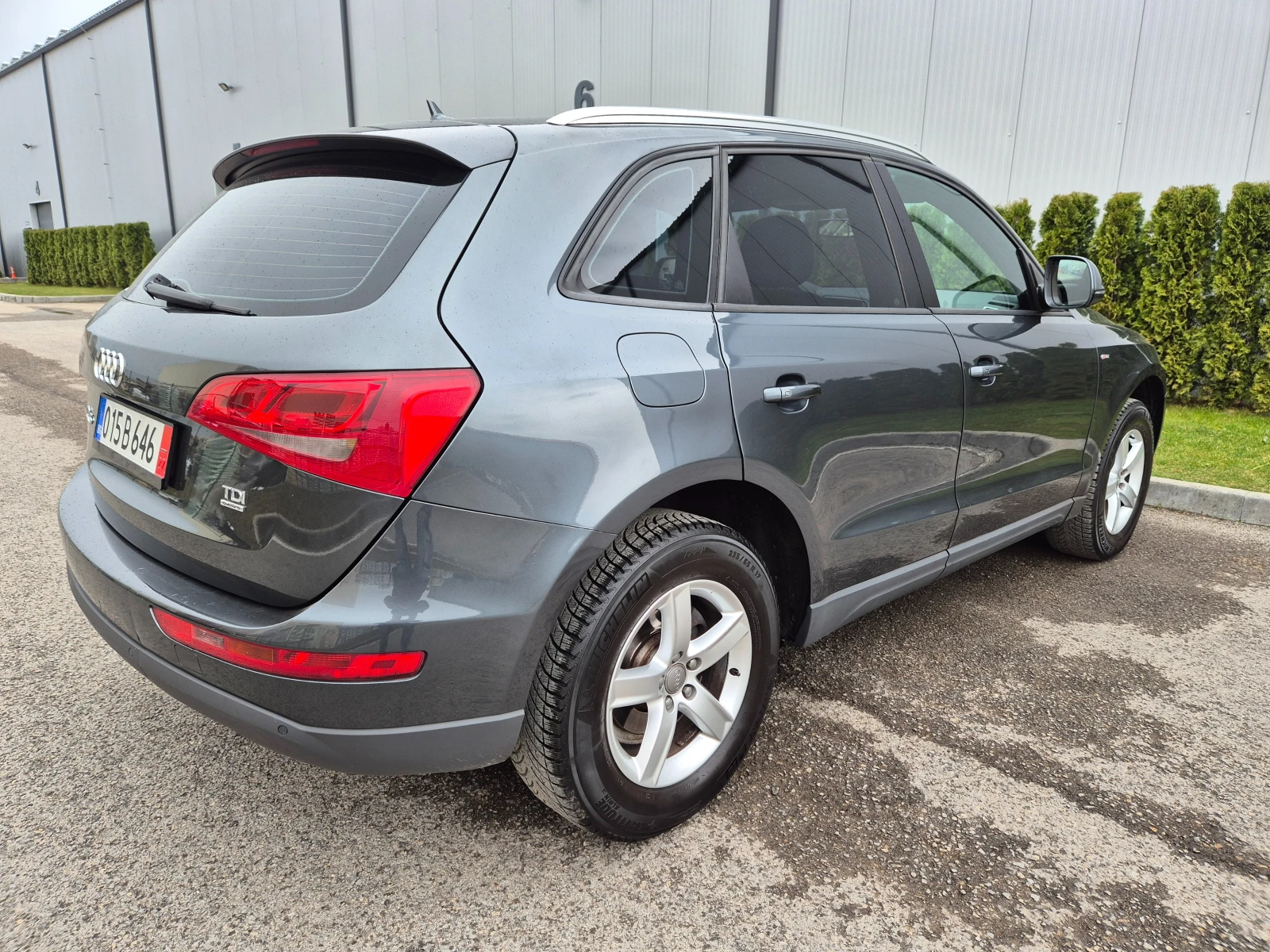 Audi Q5 2.0TDI S-line Panorama 2011г. , снимка 5 - Автомобили и джипове - 53971265