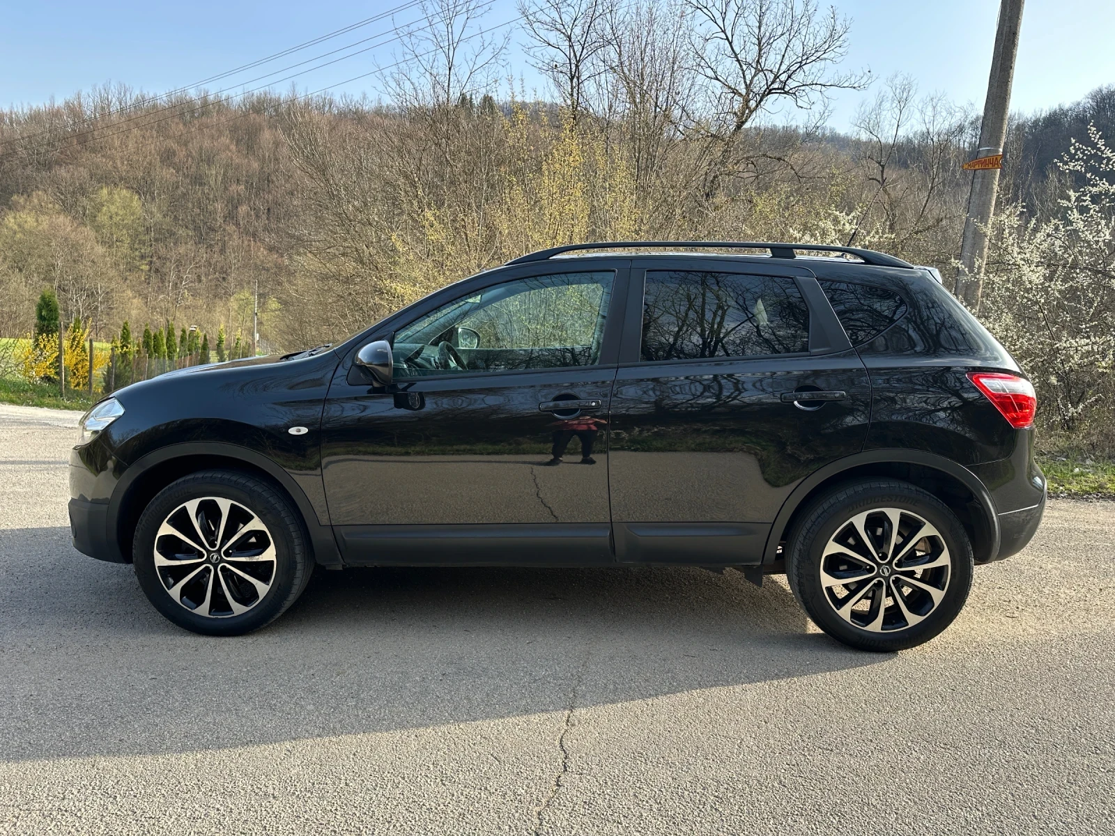 Nissan Qashqai 1.6DCI TEKNA, снимка 8 - Автомобили и джипове - 54195565