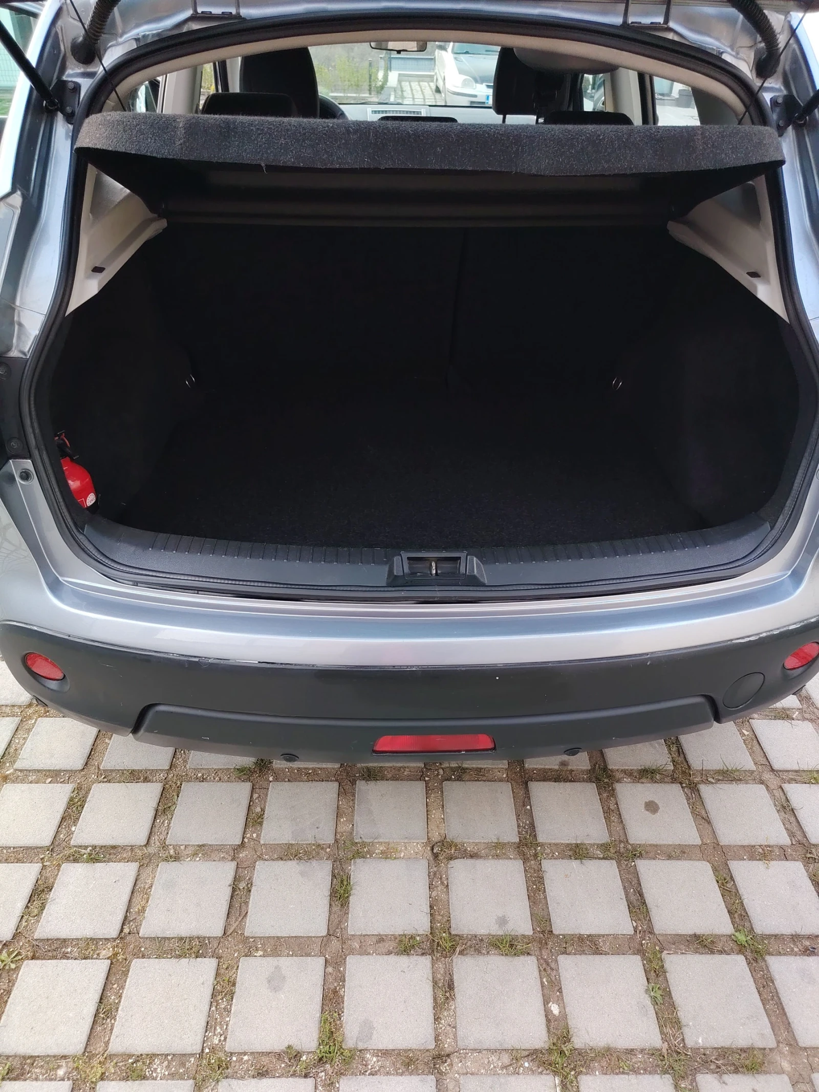 Nissan Qashqai, снимка 7 - Автомобили и джипове - 54221221