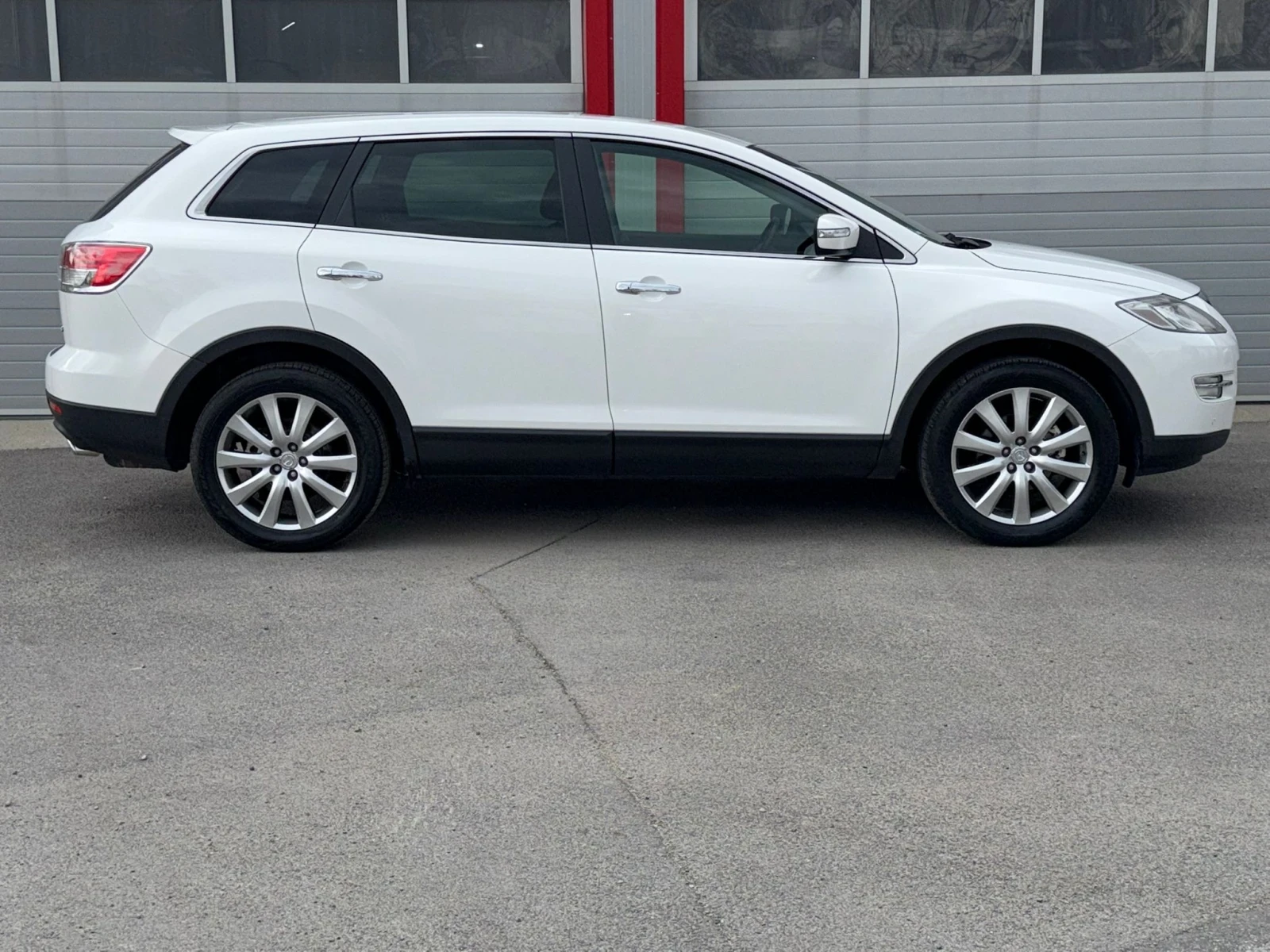Mazda CX-9 3.7I REVOLUTION AWD AUTOMATIK KEY LESS NAVI BOSE, снимка 7 - Автомобили и джипове - 54255807