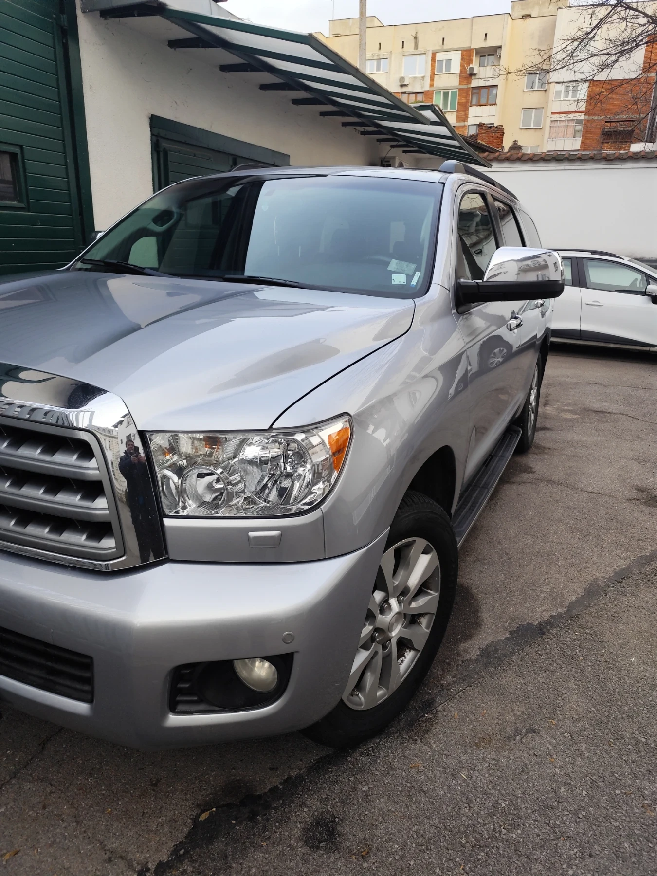 Toyota Sequoia, снимка 3 - Автомобили и джипове - 54339014