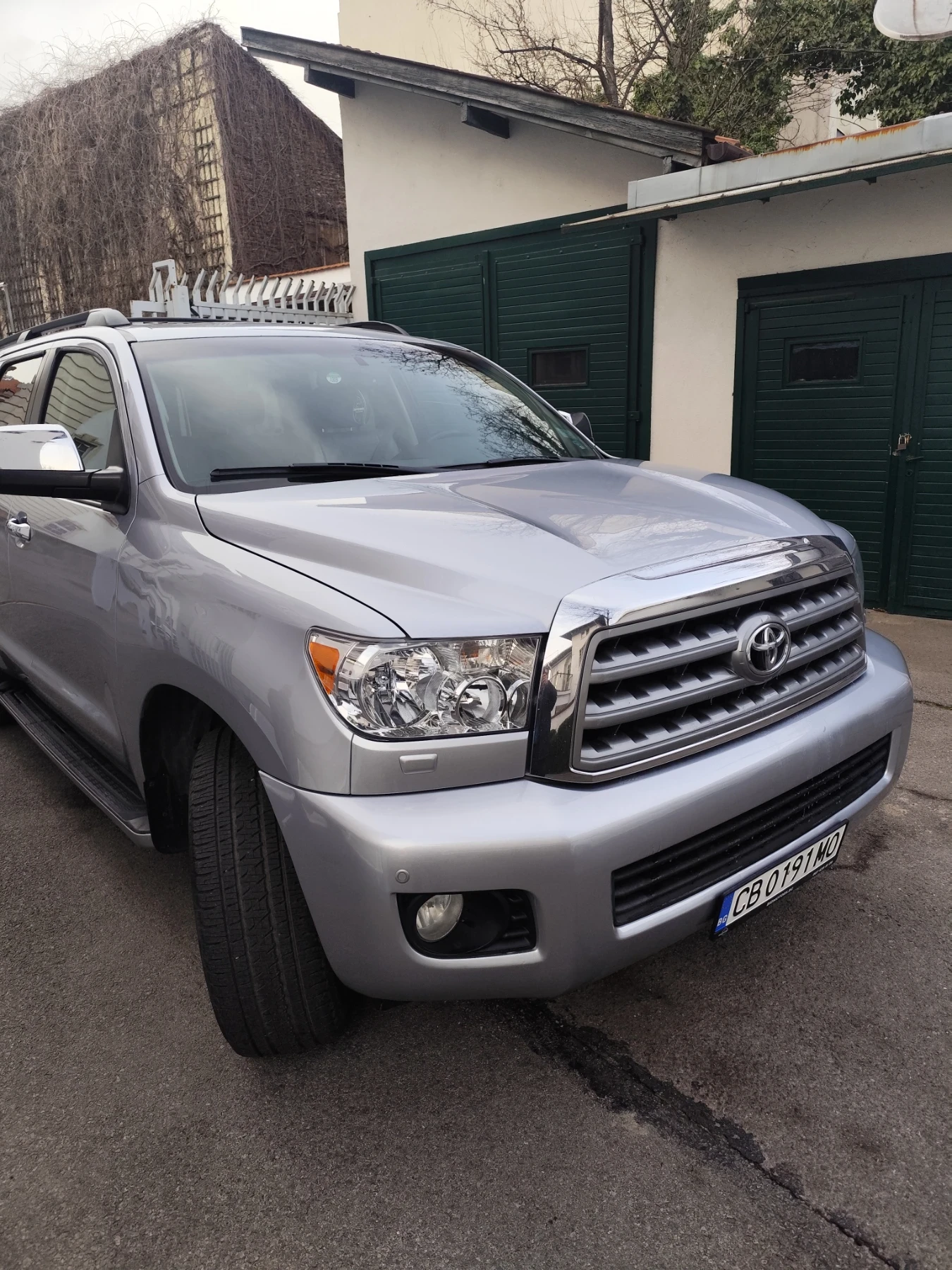 Toyota Sequoia, снимка 2 - Автомобили и джипове - 54339014